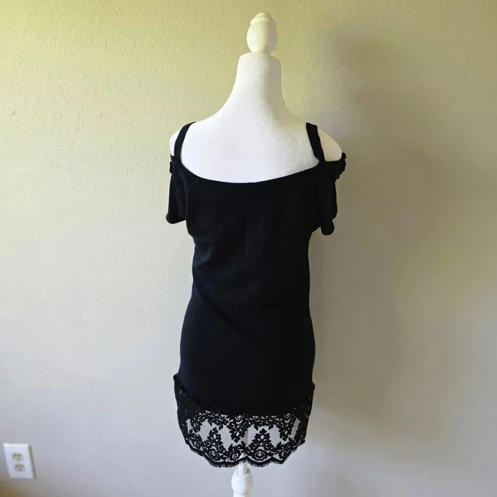 Cache Black Lace Floral Tunic Top - Picture 3 of 7